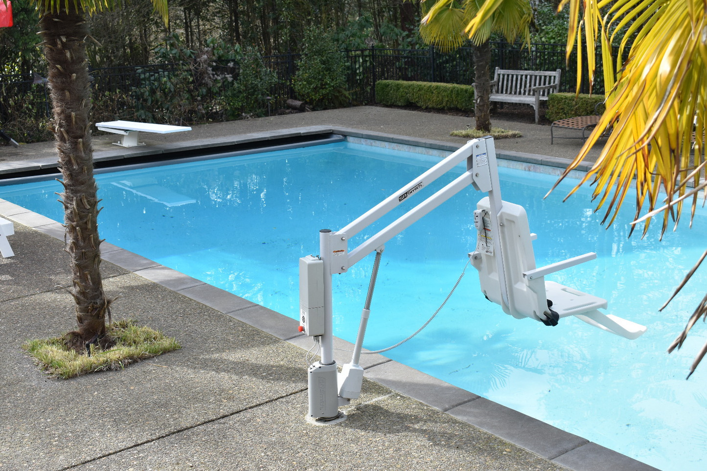 SRS AXS2 Pool Lift, Gray Mist, No Anchor